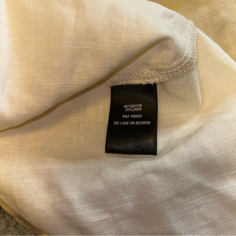 Torrid Cream Sleeveless Boxy top - Picture 4 of 4